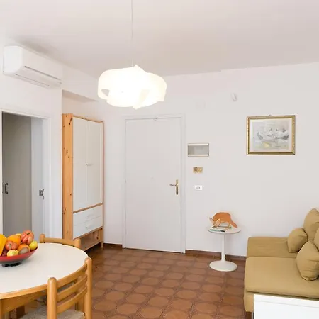 - Town And Blue Sea トスカーナ州